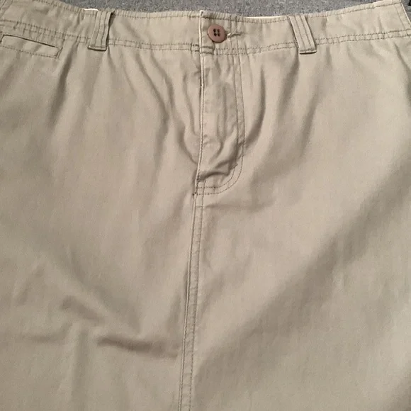 Eddie Bauer light olive brushed cotton stretch midi skirt sz8 w back vent - Picture 8 of 9